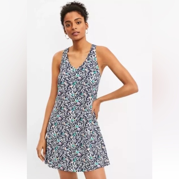 Ann Taylor Loft Criss Cross Back Swing Dress Tropical Print Womens Medium (1036) - Picture 1 of 7